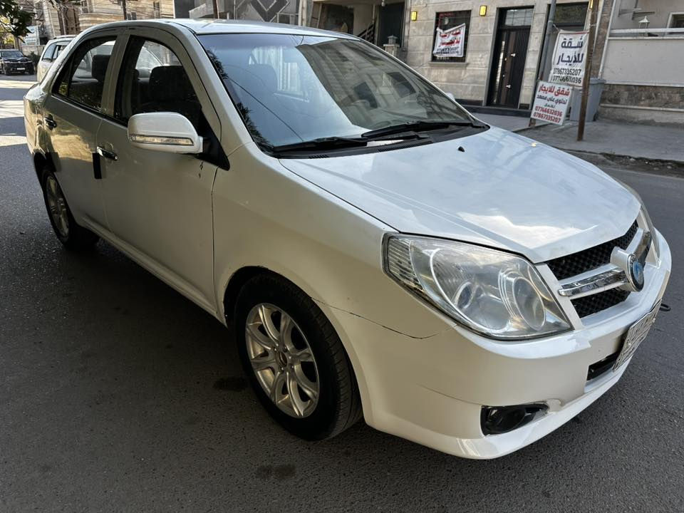 ***********
جيلي MK 2011 رقم بغداد تحويل مباشر مشروع وطني سعرها 42 ورقة سياره نضيفه كلش مكينة وكير تبريد حداديه بدون كل نقص بدون لا ضربة ولا صبغ كلها بلاد على شركة دينار متصرفلها مكان السيارة الصليخ ال ٦٠٠ للاستفسار هذة رقمي ***********
