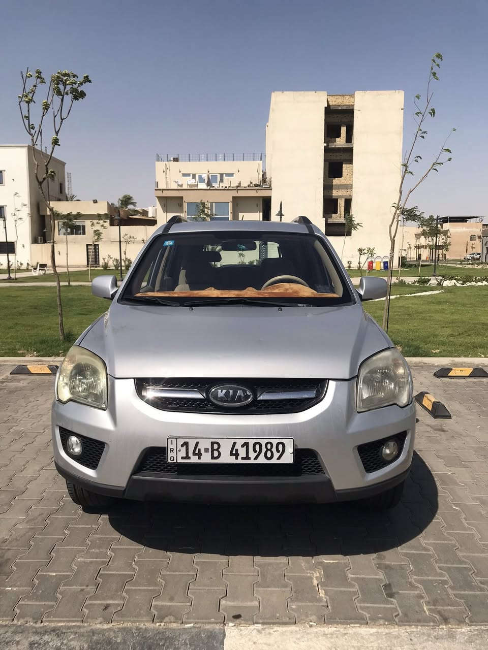 السلام عليكم اخوان للبيع كيا سبورتج ٢٠٠٩خليجي مكفولة كفالة عامه ماعده البنيد مبدل اصلي والمكينة ٢٠٠٠ دوش بيها تبخير بسيط السيارة جديدة الله شاهد ورقم السيارة بصرة بسمي السيارة ماشية ١٦٠ الف كم تبريد ثلج الحدادية كارتون والسيارة كاملة مكملة للاستفسار *********** مكان البصرة المعقل السعر ١١٥ ورقة وبيها مجال للشراي وانا خادم ❤️
