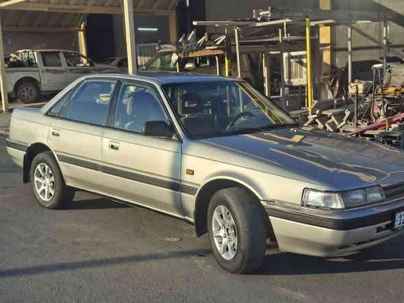 مازدا 626 موديل 1991 8بخ قفل مركزي محرك امعمر جديد كير عادي رقم و سنويه جديده بيهه كوبون بانزين صبغ عام جماليه شرط بدون اي ضرر تدفئه شغاله تبريد فقط راديتر مزروف و غراض البقيه بشرط داخلهه حيل نضيف جعمقه ستيرن جديده قاعدة دبلات جديده نوظل بلكات وايرات فيتبم كله جديد جامات كهربائي سعر 47 ورقه للاستفسار *********** دهوك
