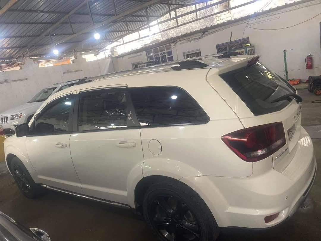 السلام عليكم
للبيع فقط 
دوج جورني 2020 
سنوية 27 باسمي تحويل مباشر  ديالى 
تبريد 3 قطع 
سونار موجود كما موضح في الصورة 
السعر 150$ وبي مجال بسيط جدا 

***********
