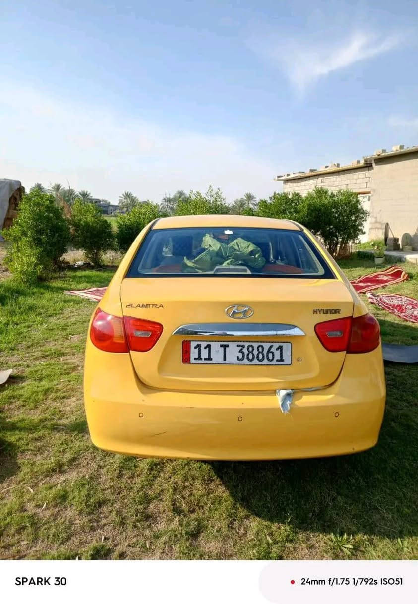 السلام عليكم النترا 2008 رقم بغداد عله حادثهة شغاله وتمشي العنوان بغداد الدوره
السعر 60 

‭0773 795 5709‬
