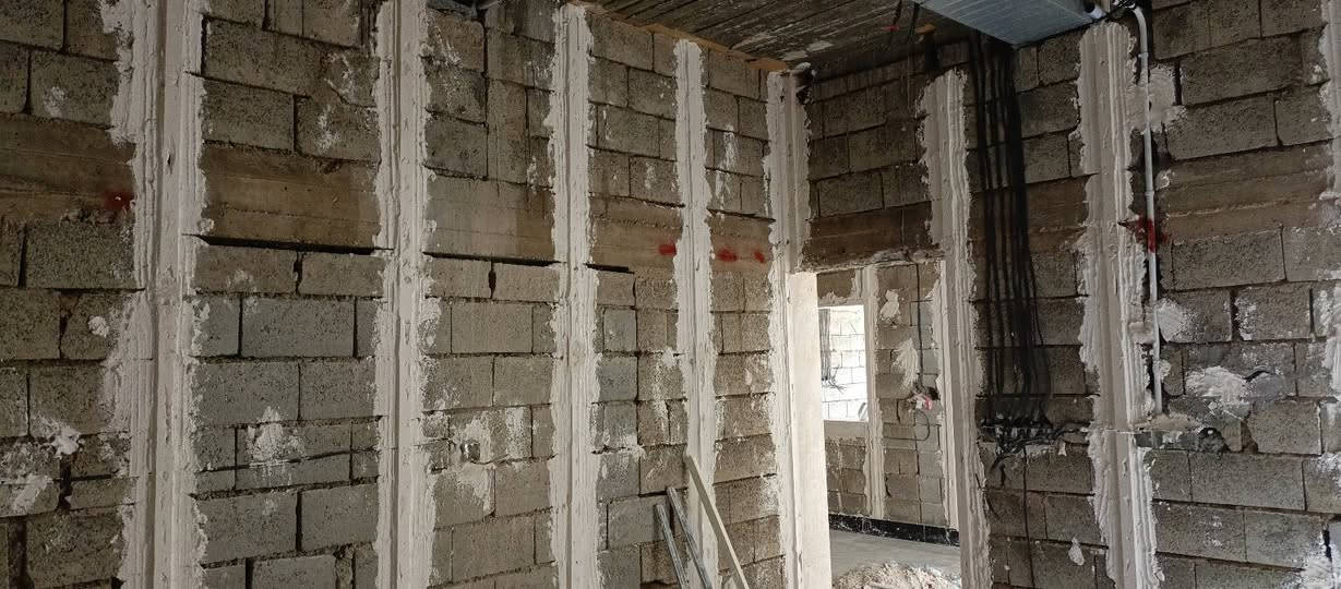 سلام عليكم 
مستعدون للعمل بياض جص 
شغل درجة اولى كلها مساطر 
شغل داخل كركوك فقط 
اي استفسار اتصال 
***********
