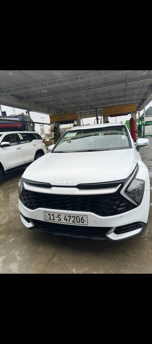 سبورتج 2023
سيارة جديدة 
 ماشية 35 قابل لزيادة 
سونار موجود 
عنوان بغداد 
***********
***********
