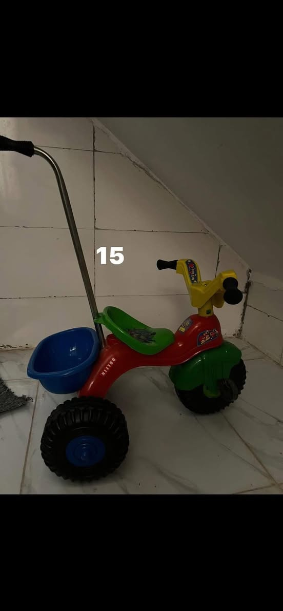 السلام عليكم اغراض للبيع مكتوبه الاسعار عليهن


**إذا كنت صاحب هذا الإعلان وتريد حذفه لأي سبب، رجاءا أرسل رسالة إلى الدعم الفني**