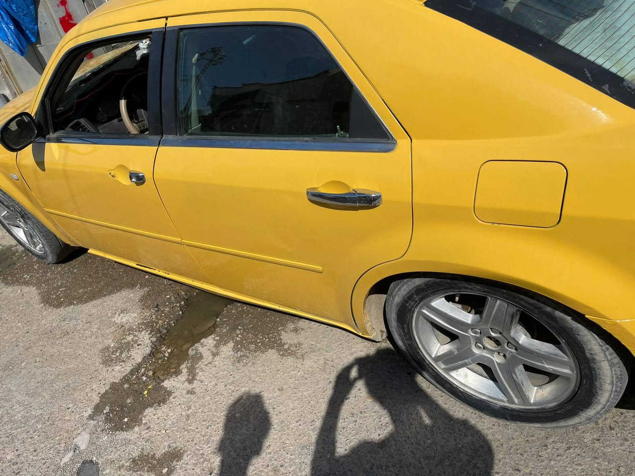 سلام عليكم للبيع او مراوس 
أوباما كرايسلر 300c أدوات أدوات لون اصفر 
محرك 5700 هيمي 8 سلندر
كير ومحـرك مكفولات 
تبـريد ثلـج 
صـدر الامـامي تعبان 
الكيـر بيه خربطه مرات يبدل ومرات ميبدل وديتها فحص طلع الخلل بل ضفيره والسبب لأن غسلت المحرك بل مي وصار هيج بل ضفيره..... بس اني اتعهد بل كير مابيه اي شي 
رقمي ***********
