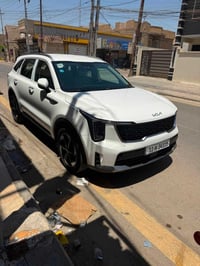سورنتو ٢٤ • رقم بغداد • ماشيه ٤٧٠٠٠