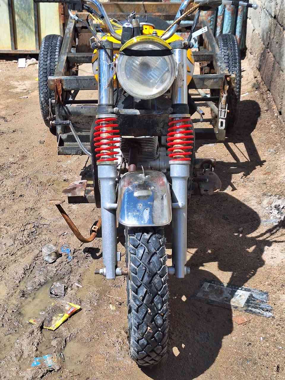 سلام عليكم ستوته جمره كافله شاصي ومكينه وعن الاسرقه اكسل لطش ستوته تعمير جديد كل تفصيله بالفديو عنواني بصره ابو الخصيب وهذا رقمي ***********
