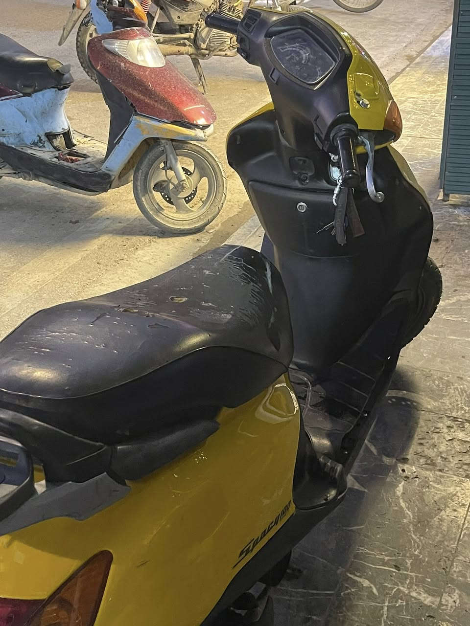 راجه سبيسي ياباني للبيع دراجه غراض الاصليه قبق هندر كابريتر صالنصه شوته كله بلاديه مو تجاري وناعمه تخبل مكينتها كلها شغاله سلف هندر كهرباءيات مابيه نقص برغي ابد السعر ٦٠٠ شراي تصل خاص ماجاوب شراي تصل خاص ماجاوب ***********
