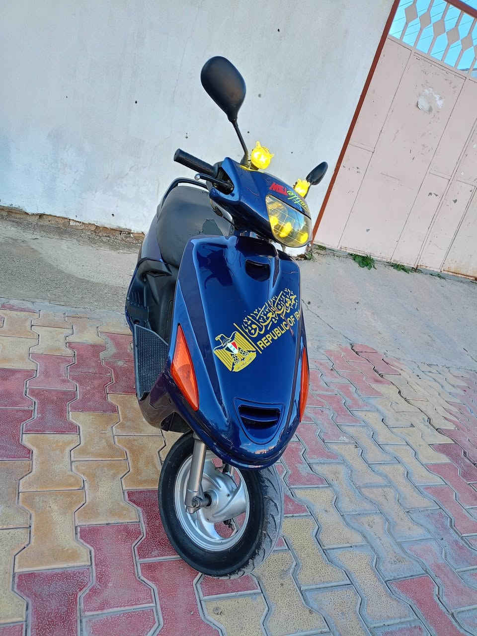 ماطور مكينه ما مفتوح جديد كل شيء شغال شرط الاتصال بس الرقم ***********
