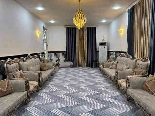 دار للبيع المساحه 550 متر
مساحة البناء 250 متر طابقين بناء حديث 2023
زراعي سند 25 منطقة زوير الغربي 
تبليط / ماء / كهرباء 
***********
