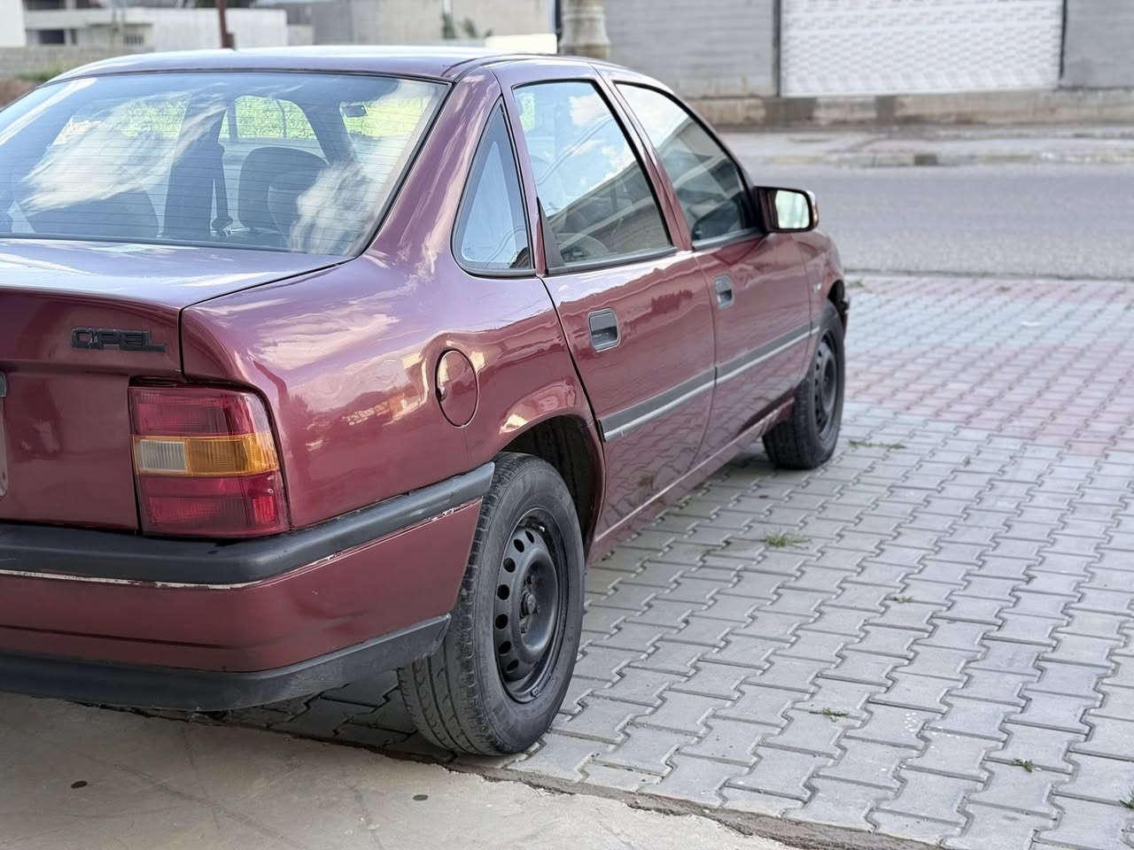 اوبل فكترا موديل 91محرك 16قايش عريض صبخ عام للجماليه تخم صدر ومحرك لوك رقم كركوك انكليزي بطاقه بنزين بي مكاني كركوك سوق حصير رقم موبايل ***********خابر وتدلل السعر 42
