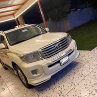 تويوتا لاندكروزر • تويوتا لاندكروزر GXR • لاندكروزر GXR • سيارة دفع رب...