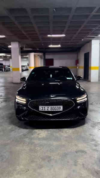 سلام عليكم (g70 3,3T) 2023 بلاك ادشن سته سلندر ماشية 18 الف ميل للبيع
السيارة جديدة قطعه وحده الضرر فقط جاملغ خلفي
السيارة نظيفة حيل بدون ايرباك ايرباكات سليمة تخبل بلعافية على الياخذها 
🔹سته سلندر تون تيربو
🔹 بلاك ادشن 
🔹دفع رباعي AWD
🔹كشنات تدفئة تبريد
🔹 بنوراما 
🔹الداخل سبورت حزام احمر كلش حلو داخلها 
🔹وضعيات قيادة كلها موجوده لحد sport+
🔹كشنات كهرباء و وضعيتن للخزن 
🔹 شحن لاسلكي 
🔹ترحيب مري
🔹و تحديد مسار و هاي الامور كلها موجودة 
🔹و بيها تعديل شوت رياضية من BMS سعرهن بلموقع 400$ لون ازرق صاروخ السيارة ما شاء الله
السيارة دخول جديد و رقم حلو جديد بس تاذيت بسبب صعود الكمرك 
🔹السعر 290$ مكان السيارة بغداد شارع فلسطين ***********
