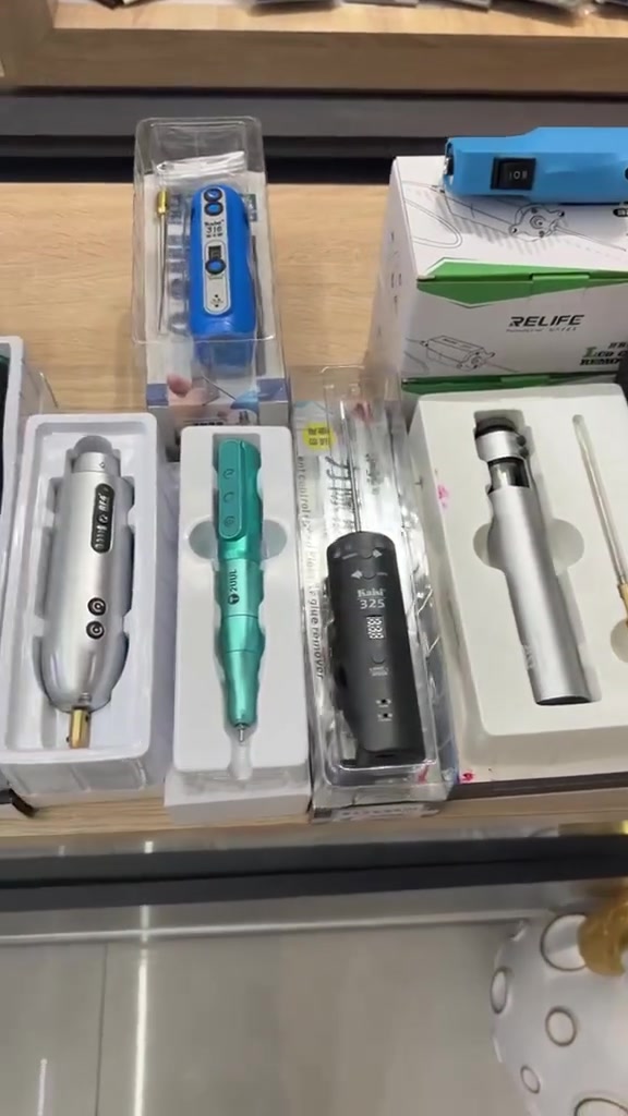 السلام عليكم يعلن مركز السدره عن دخول بضاعه جديده احترافيه من عدد الصيانه الاحترافيه
كاويات بانواعيها 
درينات بانواعها
درنفيسات بانواعها
قالعات حراريه 
قالعات بطاريات 
قالعات شاشات 
تيسترات بانواعها 
بادات بانواعها
شفرات احترافيه 
فرش تنضيف 
صورلد 
الى اخره 
يوجد توصيل الى كافه محافظات العراق ما عليك فقط مراسله ***********واتساب
