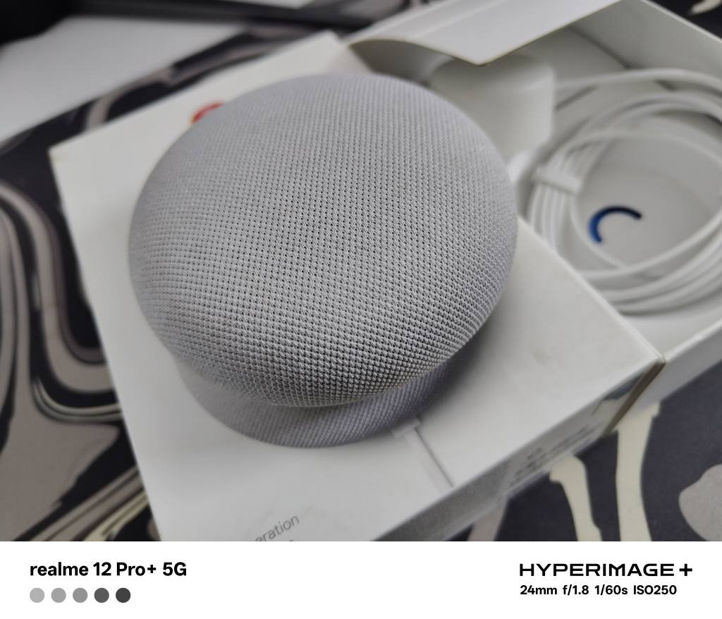 جوجل نست ميني الجيل الثاني (Google Nest Mini 2nd Gen) - نظيف جداً
التفاصيل:
سبيكر ذكي ومساعد صوتي من شركة جوجل (الأصلية).
الجيل الثاني.
الحالة: نظيف جداً جداً 
الملحقات: كامل مع الكارتون والواير الأصلي.
المميزات: يدعم اللغة العربية، تشغيل أغاني، منبه، والتحكم بأجهزة البيت الذكية.
: 35 ألف دينار بيه مجال بسيط كربلاء, العراق


**إذا كنت صاحب هذا الإعلان وتريد حذفه لأي سبب، رجاءا أرسل رسالة إلى الدعم الفني**