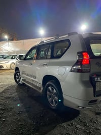 برادو  موديل2012 محدث 2017 txl محرك 6  كويتي شركة ساز سياره حلوه رقم ب...