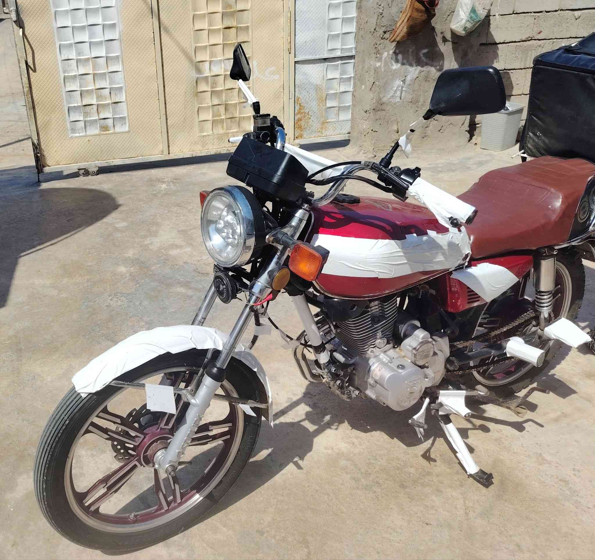 سلام عليكم 

مكلف بل نشر 👉👉

للبيع سيفان🏍🏍🏍🛵🛵🛵🛵🏍🏍🏍

موديل 21✅✅✅✅✅✅✅✅

محرك مبدل ولفات 🛠⚙️🔧

سلف هندر شغال 🔋🔋🔋🔋🔋

كهربائيات شغال 🚥🚦🚨

مكانه العلم   👉👉👉👉👉👉👉👉👉👉👉👉

***********📲***********
