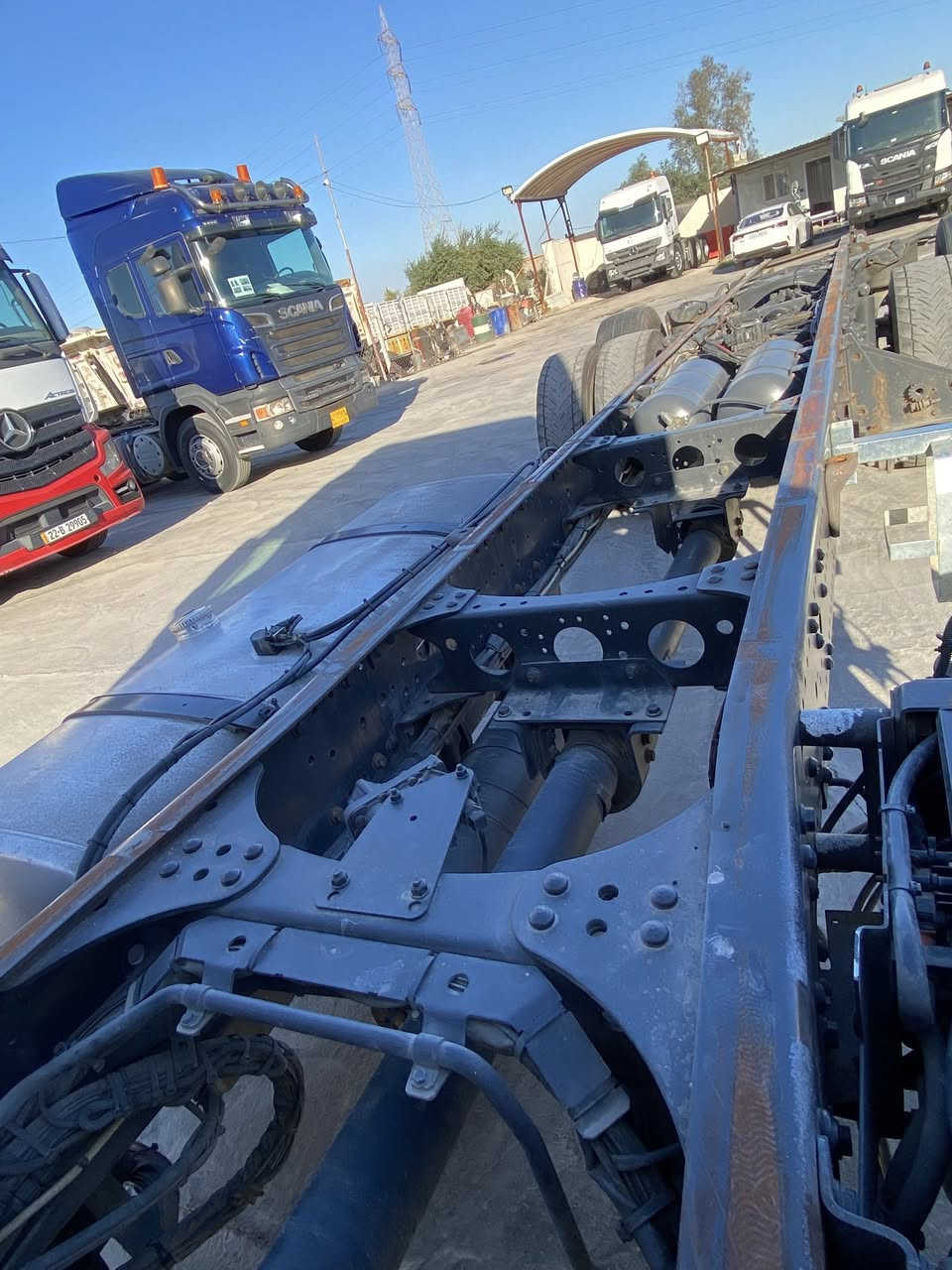 🇮🇶 بسم الله الرحمن الرحيم   🇮🇶

معرض العبيدي لتجارة الشاحنات و المعدات الثقيلة نعرض لكم كل ما هو جديد و مميز @ اكتروس سنكل خلفي شاصي عدل سياره جديده كفاله عامه & فول موصفات ؟ رتايدر 5 طكات : كامره حساس :ثلاجه : حجم 2548 مكينه محسن *********** عنوانه البصره الزبير معرض العبيدي السعر5شداتو60ورقه بيها مجال
