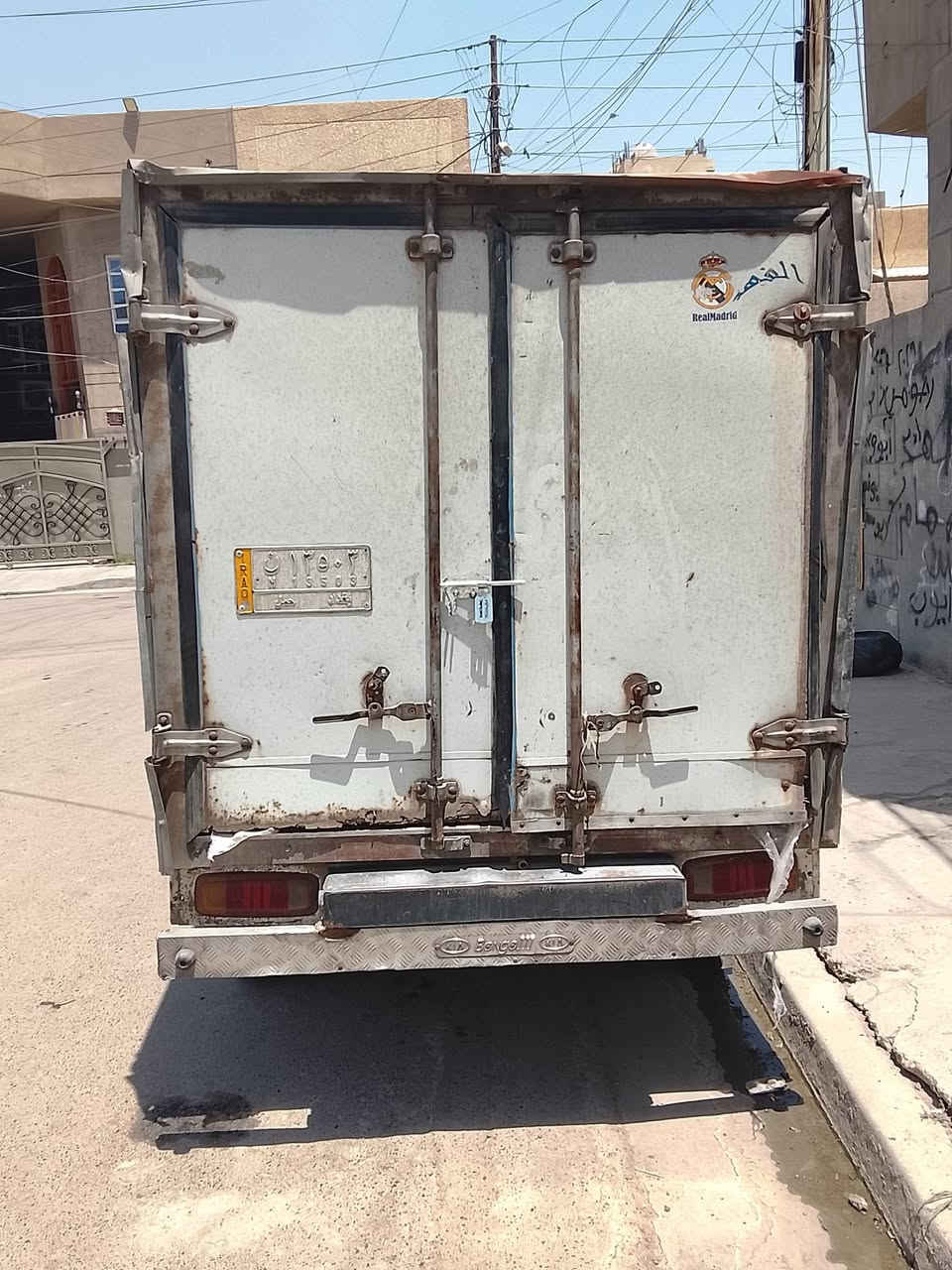 السلام عليكم كيه بنكو براد للبيع سياره جاهزه تبريد امامي خلفي التبريد الخلفي تجميد  رقم بغداد  تحويل شوكت ما تريد  ***********
