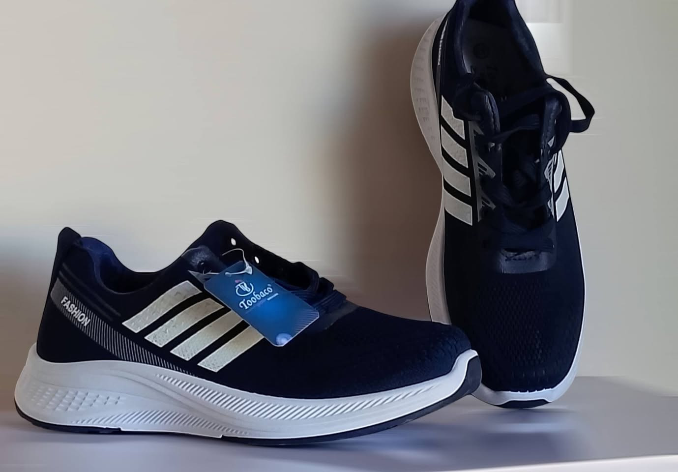 احذيه رجالي كوالتي 
باقي تفاصيل داخل الصور 
#خدمة توصيل متوفره 
#لطلب والحجز مراسلة الصفحه


**إذا كنت صاحب هذا الإعلان وتريد حذفه لأي سبب، رجاءا أرسل رسالة إلى الدعم الفني**