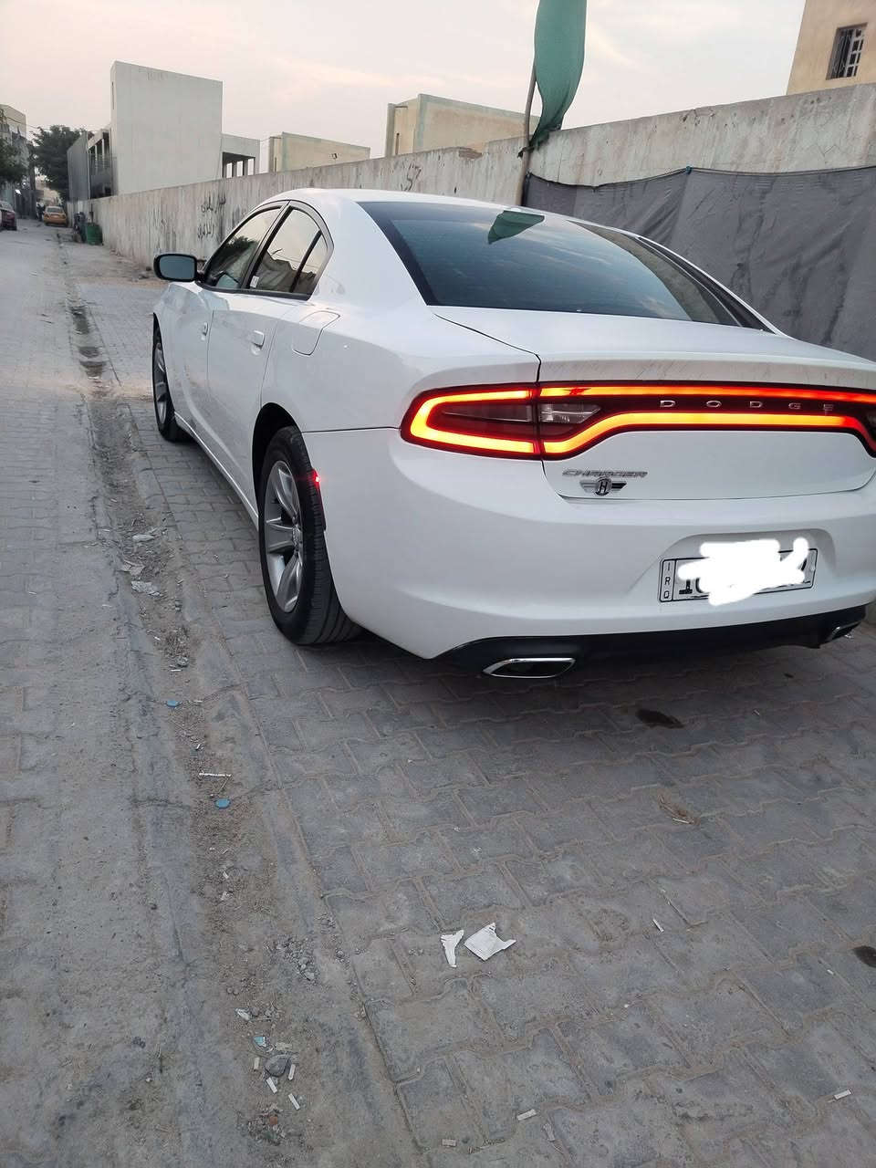 سلام عليكم سياره جارجر البيع 2016 مرمزه 2018 وراد أمريكي السونار مالته ويه الصور السياره احله من الصوره واضح السعر 150وبيه مجال رقم التلفون *********** سياره جاهزه امراوس هم ترهم حسب القناعه
