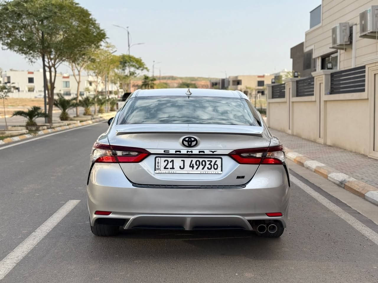 السلامُ عليكم
للبيع سيارة كامري مواصفات Se
موديل 2023
مواصفات . تحكم استيرن كشن جلد كشن كهرباء 
رادارات امامي 
الضرر ربع بنيد فقط صبغ بدون ايرباك 
سيارة جديدة مرقمة بأسمي صيانة كاملة كماليات دهن جديد مبدل سونر مرفق مع الصور والضرر ناشره ويا 
العنوان ديالى خانقين 
للأستفسار اتصل على الرقم ***********
