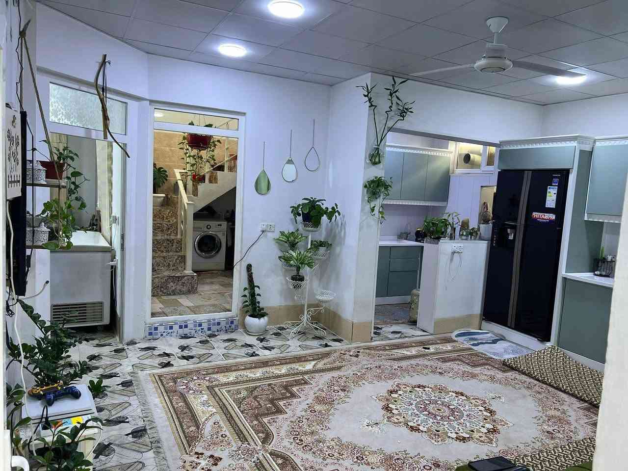 اعلان رقم 375
                  دار للبيع  ١٣٠ متر  ركن
                  دار رقم مو طابو
               فول كاشي و سقف ثانوي
               فرع عريض وموقع مميز 
- استقبال 
-  غرفة نوم 
-  مطبخ + مطبخ مساعد 
- صحيات
- درج داخلي
- بيتونه 
- غرفة نوم فوق

📍عنوان الدار 🏡
كركوك - حي الحرية قريب من سايدين حسابات  وجامع التقوى فرع مول سمين

☎️ للإستفسار يرجى الاتصال 
بالأرقام الموبايلات الواردة أدناه
📲   ***********
📲.  *********** 
📍او زوروا مكتبنا مكتب حاجي يادكار للعقار 
في حي القادسية الأولى مقابل محطة الكهرباء
