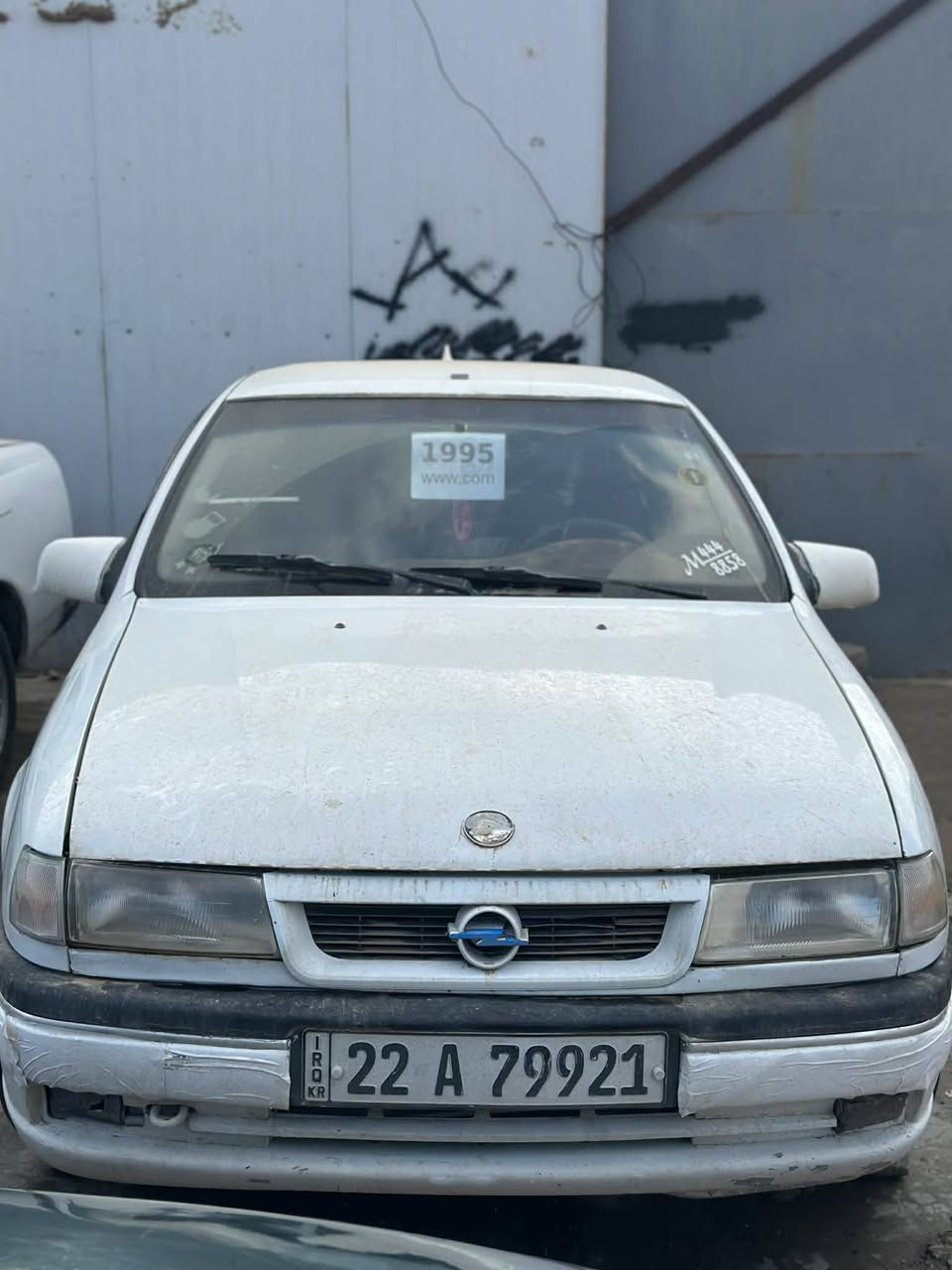 اوبل فكترا
موديل 1995
رقم اربيل انكليزي 
محرك 20بلادي
اوتوماتيك كير محرك بل شرط 
سياره بدون ضربه شرط صبغ 3قطع 
صدر امامي خلفي بل شرط 
بطاقه بنزين موجود 
هلالات مامعمره
سياره كامل مكمل مابيها نقص 
برهم مراوس هم حسب القناعه 
السعر 48$بيها مجال قليل 
***********/***********واتساب هم موجود .
