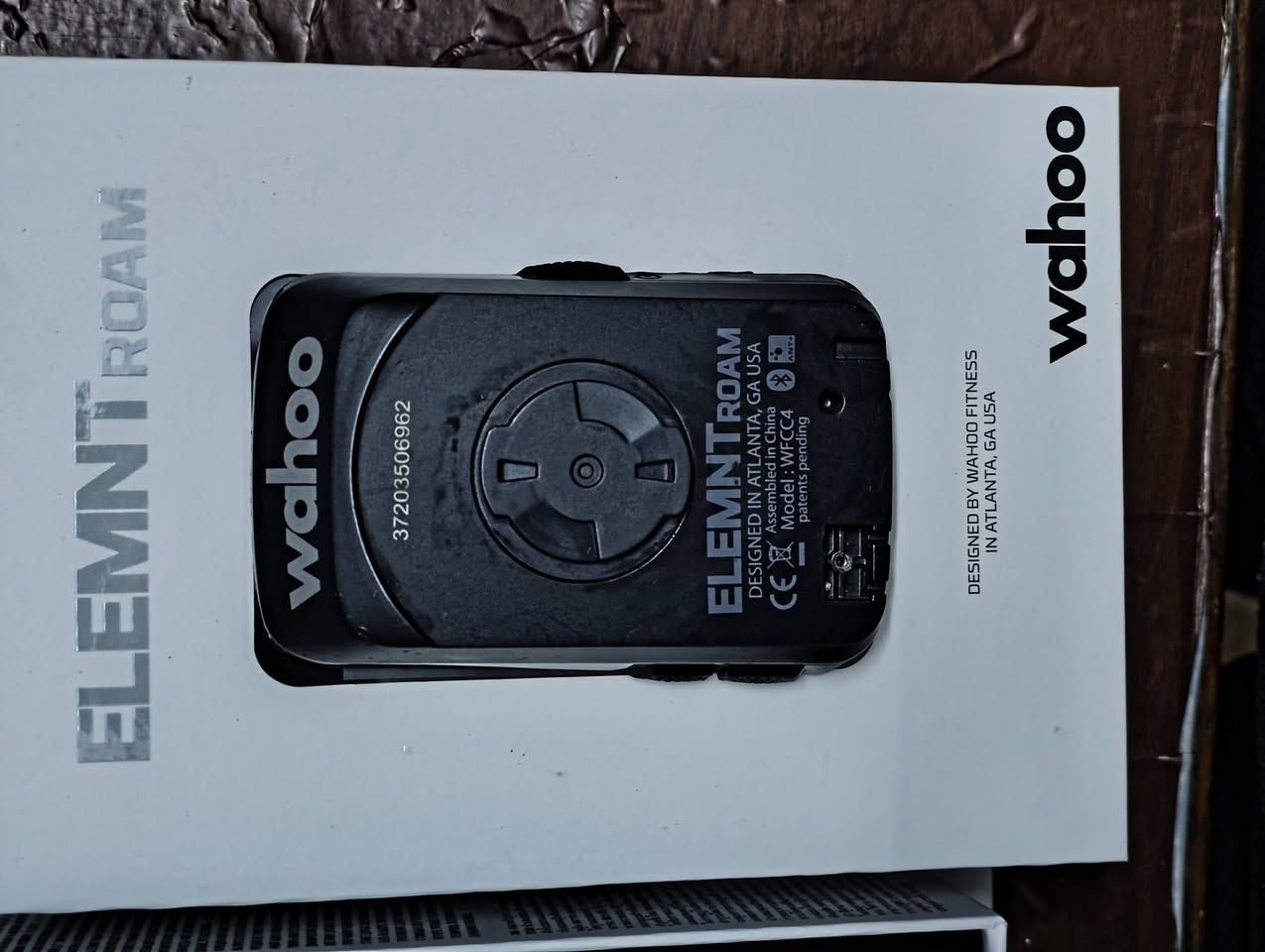 السلام عليكم عداد ماركه Wahoo element roam
مستبدل بطاريه الي يفيده يجي واتس اب 
***********
