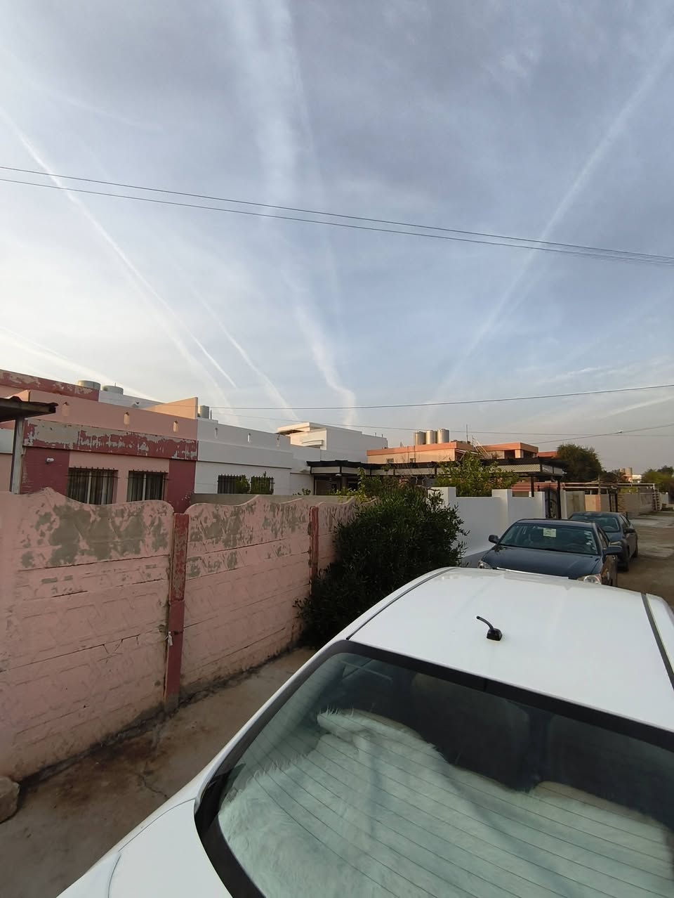 دار للبيع 300 متر داخل دوميز عله ساحه 

بدون غرفه فوگ بيت نضيف جداا 

يحتوي على 2 غرف نوم وصاله ومطبخ واستقبال وصحيات معه فضله 

طابو ملك صرف بأسم شخص واحد بدون اي مشكله . 
السعر مناسب جدا 

اعلان رقم 241

للاستفسار/***********

مكتب الخير للعقارت داخل مول الخير وخلف جامع حمد المفرجي
