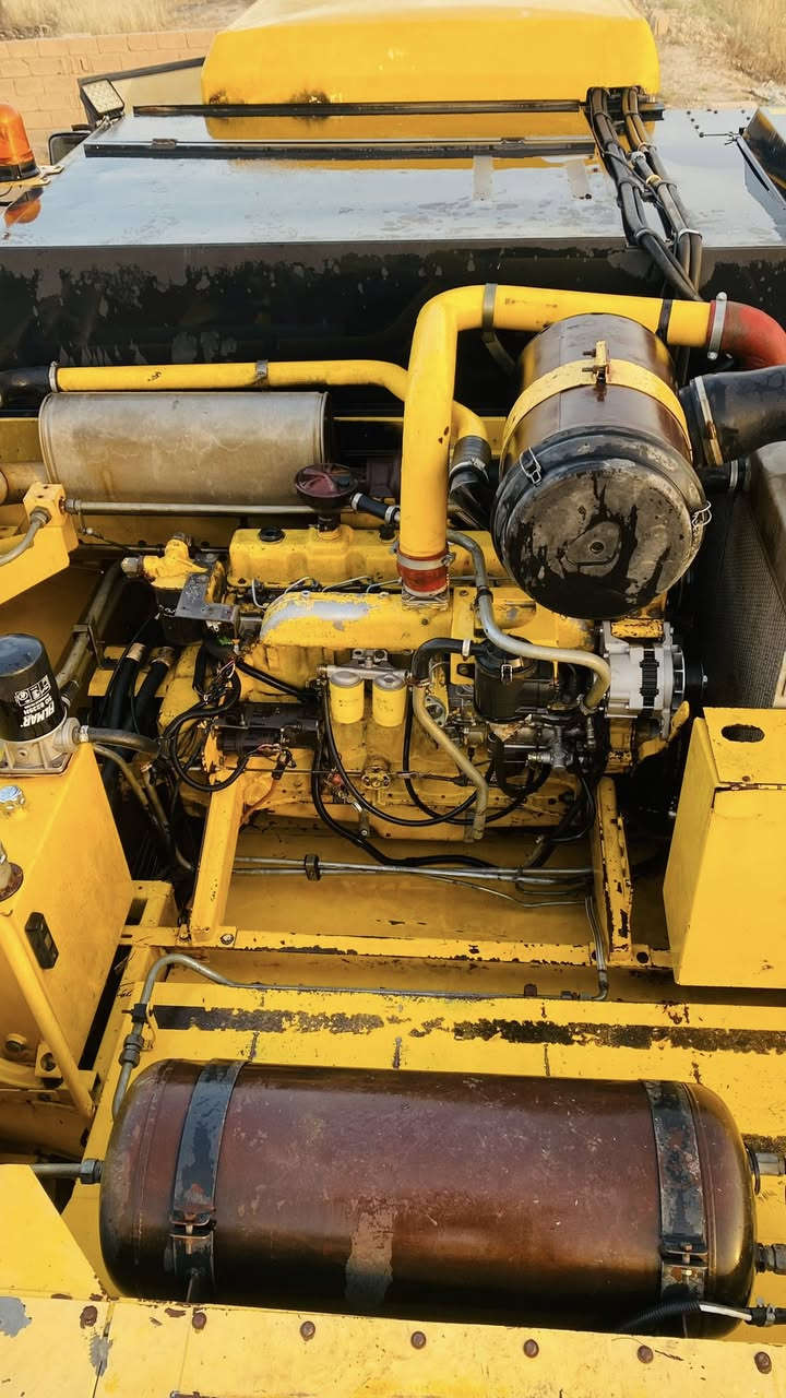 حاصده  موديل 2006 خمس بلم هايدرو طبله حجم 15 للبيع  مال جناي تبريد جكات خير من الله المكان  صلاح الدين (***********)
