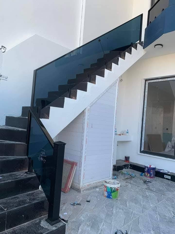 گولدن هاوس M&S للألمنيوم والبلاستيك
نجمع لك الفخامة، المتانة، والأمان في مكان واحد! 🛠️✨
​نصمم وننفذ بأعلى جودة:
​🍽️ مطابخ عصرية.
​🚪 أبواب وشبابيك (عزل تام).
​🪜 محجرات ألمنيوم.
​💎 زجاج حراري ضد الكسر.
​✅ دقة بالتنفيذ | التزام بالمواعيد | خامات أصلية
​📞 للحجز والاستفسار: ***********
