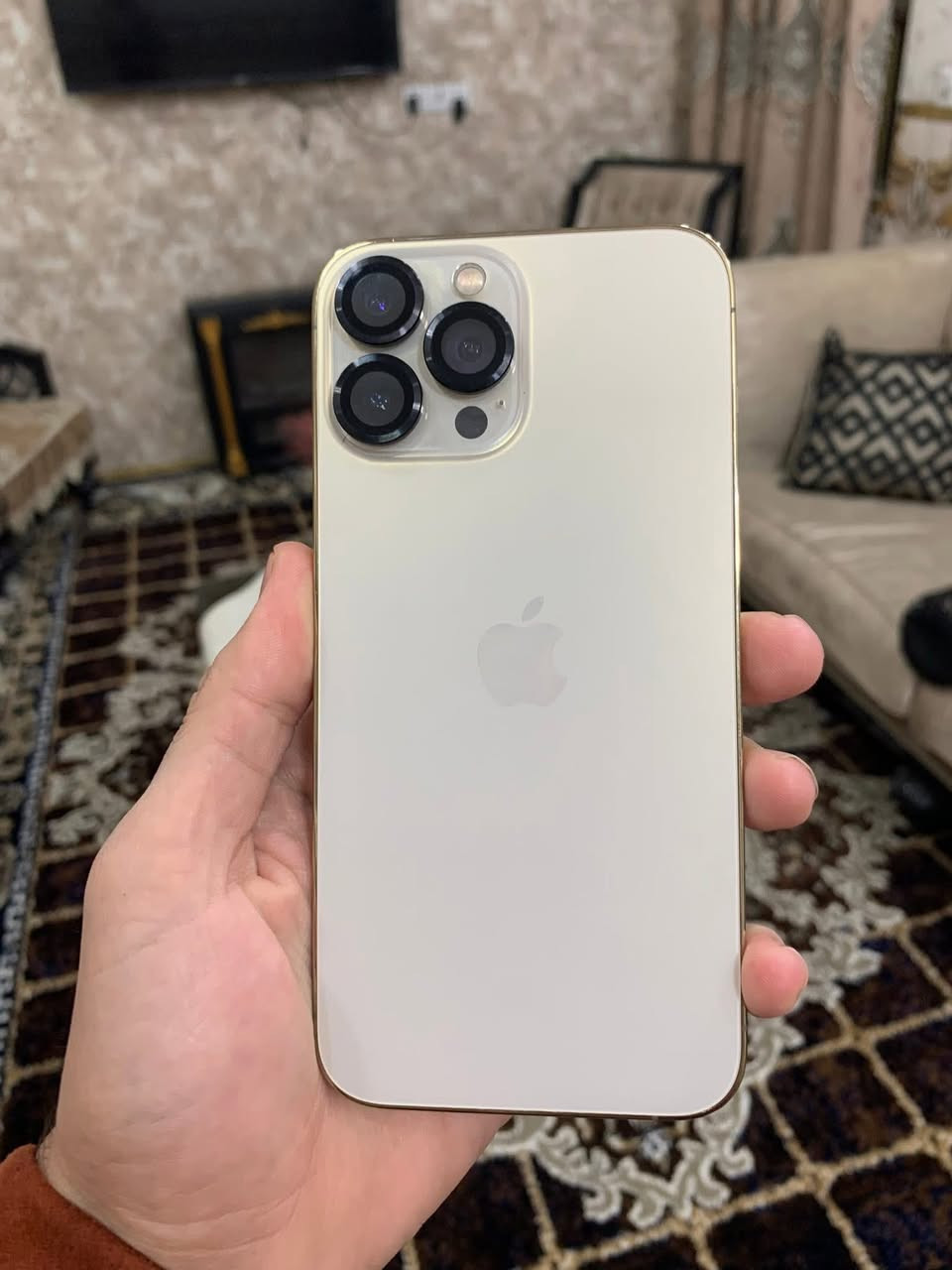 13 برو ماكس لون ذهبي نضافه 100%
ذاكره 512 بطاريه89 بلادي  بلادي مامرفوع. عل فحص شرط بلادي بلادي 

شرق اوسط عربي A.          تجي تاخذه من باب البيت 

مكاني / تكريت -التوحيد  ***********
