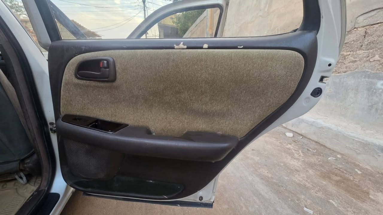 مكلف بلنشر 
كرسته نفخ تسجيل جديد مزاد كمركي 
مكفوله من الكص والنقل والرسميات 
رقم بصره مشروع وطني وسنويه جديده 
سياره جديده بمعنى الكلمه بعدهي حوض الشركه والصور موجوده 
تبريد وتدفئه جاهزه
مكينه وكير ثنين ونص شرط كارتون 
حداده وتخم تاير وغرفه جديده
كهربائيات كلها شغاله 
السعر 67 
البصره كرمه علي 
‏‪0780 204 1320‬‏
