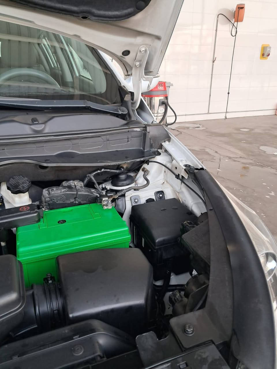 السلام عليكم توسان خليجي موديل ٢٠١٥ مكفوله من الصبغ بيه ملاحضات شخوط بصيطه محرك وكير مكفولات سونار مرفق بلمنشور سنويه بسمي لوحات اليوم بدلتهن نكليزي السعر155$ بيه مجال قليل للشراي الدوره للتصال 
***********
