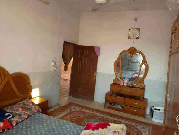 بسم الله الرحمن الرحيم 
بيت للبيع 

مساحه 250متر

⭕طابق واحد 
متكون من صاله واستقبال وغرفتين 
مطبخ ومجمع صحيات داخلي وخارجي 
 متوفر جميع الخدمات من ماء وكهرباء  
 قريب ع شارع العام 

بابل _قضاء القاسم _ طريق السلط قرب الاسواق 

⭕رقم الهاتف***********⭕

الـــــســـــعر:: 50وبي مجال
