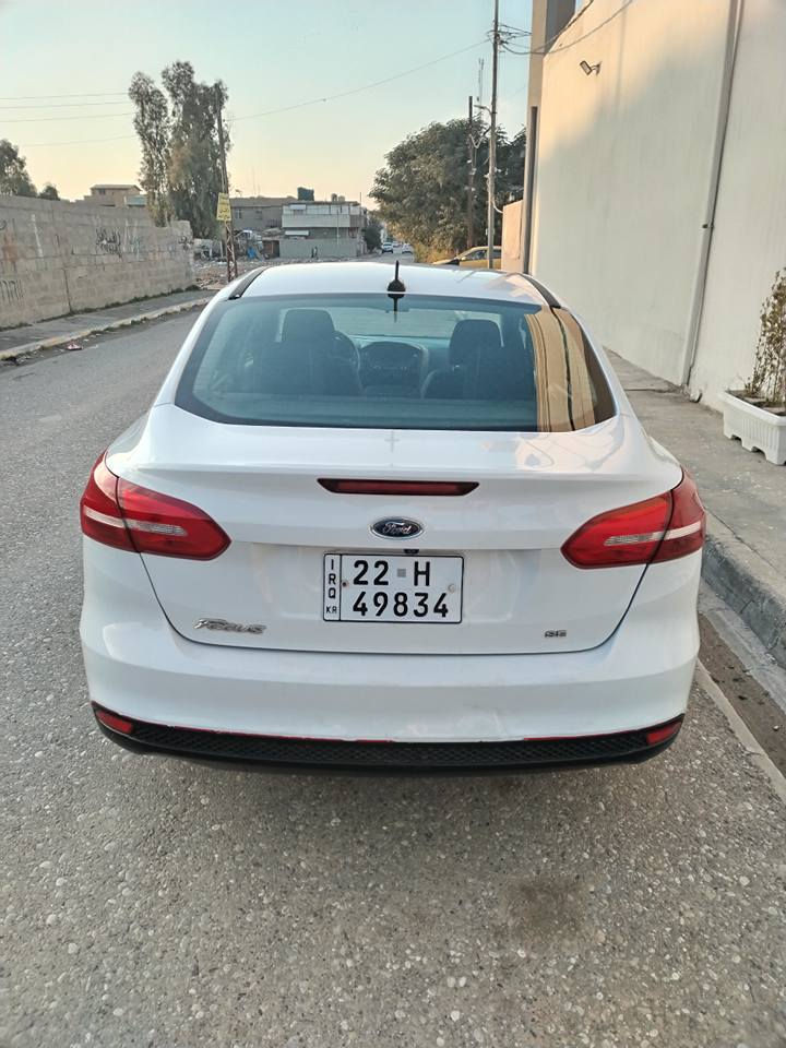 السلام عليكم فورد فوكس ٢٠١٦ للبيع السنوية الرقم والهزة جديد السيارة بأسمي وبطاقة بانزين بي وصل باقي على استلام كير محرك كهربائيات تبريد كل شرط محرك حجم ٢٠ ما مفتوح تنفس طبيعي بدون توربو مرغوب والسيارة ادامة كاملة دهن كير ومحرك وصدر دبلات جديدة مواصفات كامرة بلاد وترحيب ودبل شاشة بيه صبغ البنيد والجامرلغ السايق وهلال جامرلغ الخلفي حادثه مقدمة الشاصي المشدود عليه دعامية الأمامية بدون بدنة والارباكات سليمة حاليا السعر ٨٥ مكان السياره كركوك *********** كركوك, العراق
