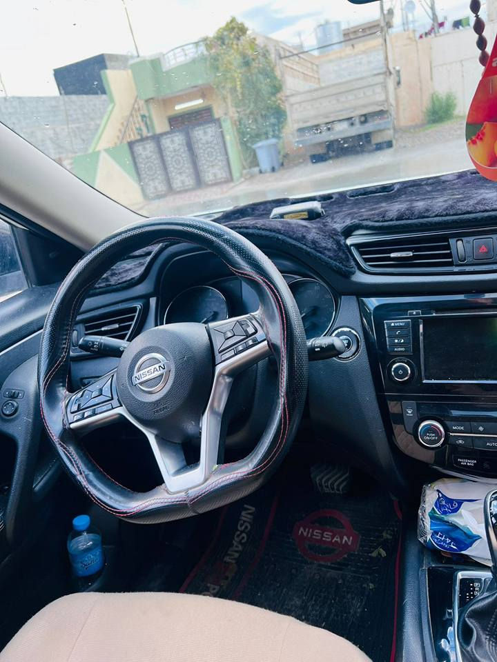 سياره نيسان روج ٢٠١٨ محرك ا ربعه فول مواصفات سيارة حيل نضيفه رقم اسليمانيه دولي سنويه جديد محرك كير بشرط مامفتوح ضرر قطعتين جاملق وبونيد بدون دواخل سياره حيل نضيفه سعر ١٧٠ بي مجال قليل موبايل ***********٥
*********** كركوك, العراق
