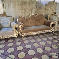 نص تخم للبيع نضيف كلش  ب ٣٠٠ الف قفل  مكاني بغداد قرب جزيرة بغداد السي...