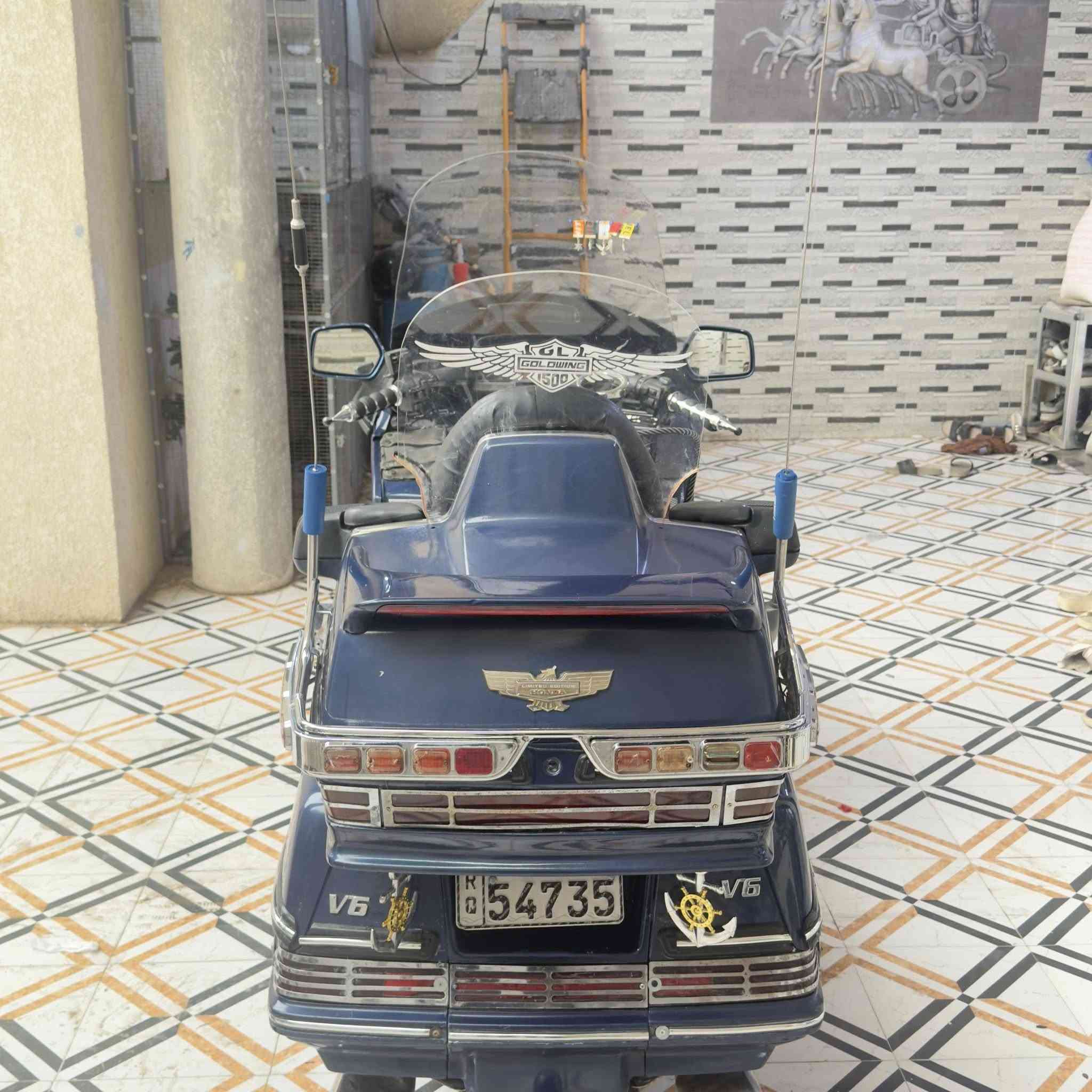 سلام عليكم من رخصت لادمن دراجه كولدن 1500للبيع موديل 1993 بك جك شغاله عليه ساتم نيكلات ارقم بغداد انكلايزي بسمي تحويل ثاني يوم مكاني صلاح الدين قضاء بلد السعر 38 بيه مجال ***********
