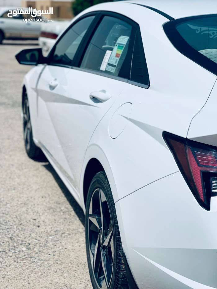 النترا للبيع موديل 2022
رقم بغداد
خليجي فول مواصفات
فتحة سقف
 حساسات امامي خلفي
 كامره دواره
 لد نهاري لد خلفي 
 بصمه تشغيل عن بعد
 مفوله للاخير
ماشيه 105
لسيارة بالبصره
سياره أقساط  المقترض والكفيل من البصرة 
السعر 155 وبيها مجال 
 للاستفسار ***********
