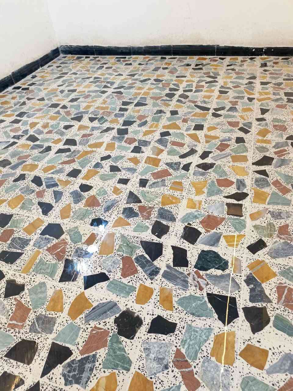 جلي وتنضيف كافه نواع الرضيات
***********
