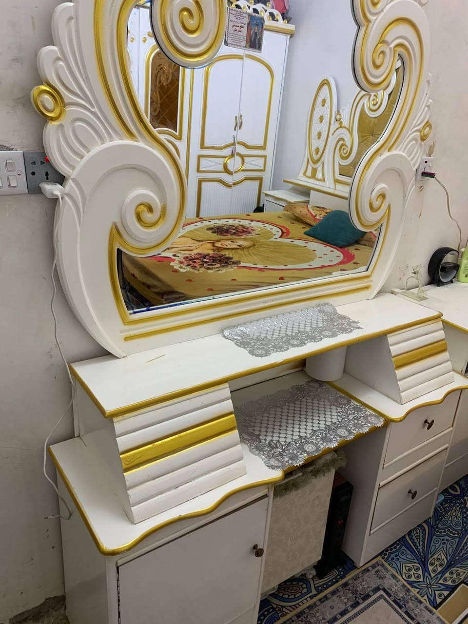 غرفة نوم صاج عراقي للبيع السعر 500$ 
لاستفسار ***********
