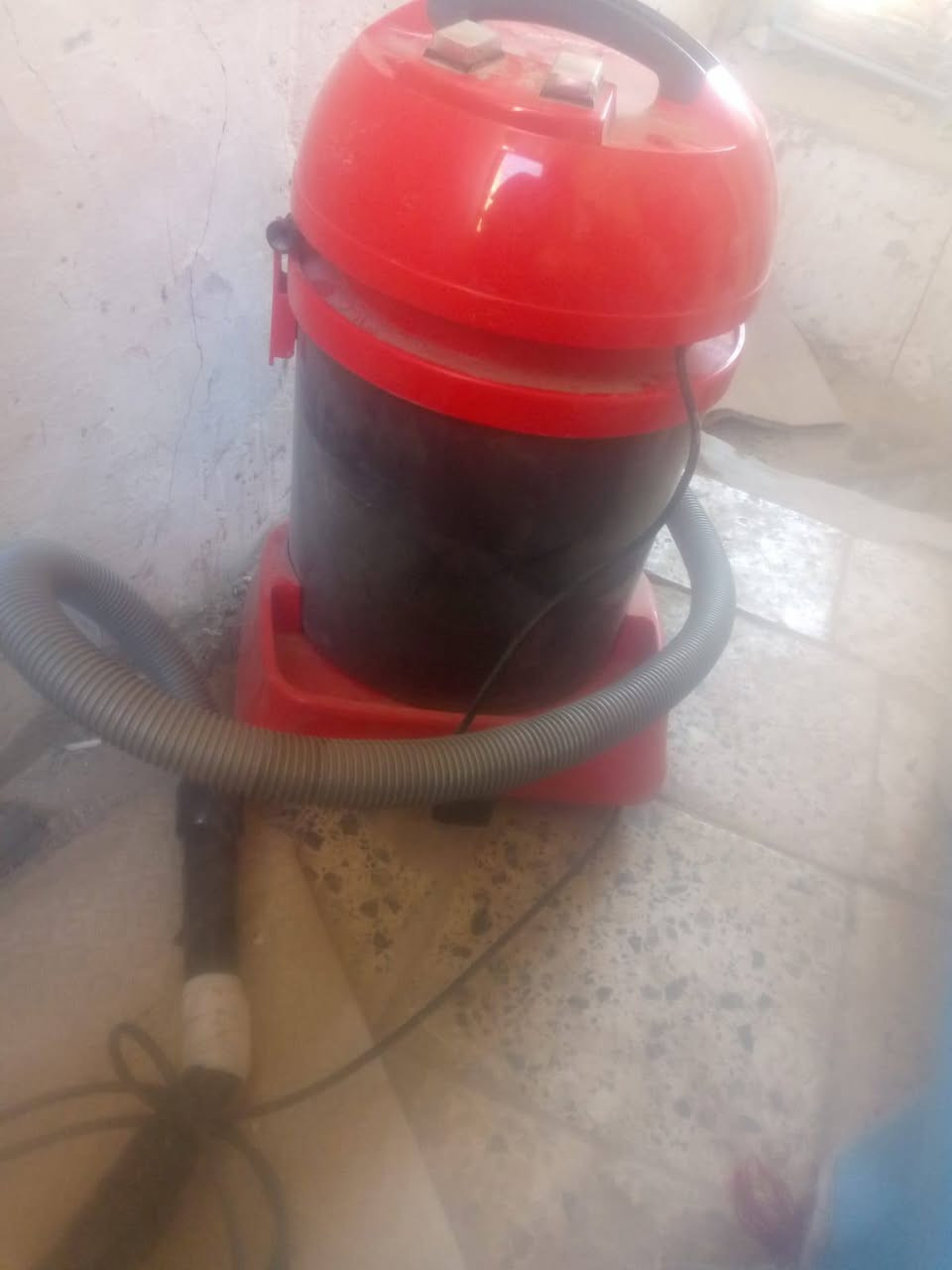 بوفيه تسكام 6بيبان مابيهه كسر 150 بيها مجال طباخ شغال وفرن هم قفله 100 مكناسه  كهربائيه شغاله 25


**إذا كنت صاحب هذا الإعلان وتريد حذفه لأي سبب، رجاءا أرسل رسالة إلى الدعم الفني**