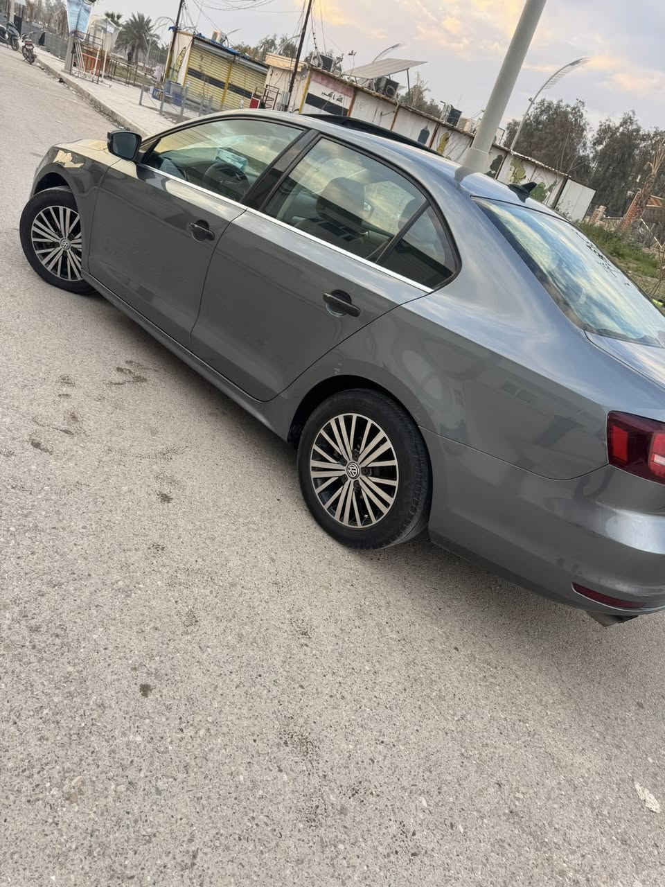 سلام عليكم من رخصت الادمن المحترم
للبيع جيتا 2017

رقم اربيل الجديد فحص هزه كله بشرط +شرط التحويل 

فول موصفات 1على 1

فتحه سقف 

رادار جانبي +رادار خلفي

شاشة كبيره تاب كامره دواره 

كشنات جلد +هيتر 

داخل اسود 

محرك 1400تيربو 

السياره ماشية 105حقيقي

محرك كير بشرط 

حادث السياره من امريكه حافة البنيد +جاملغ +راشين البابين 

 بس بخ من امريكة نفس الصفحه 

شرط بدون دواخل بدون شواصي ايرباك استيرن طاك 

السياره حدادية كله بشرط 

تايرات جديدة 

جاهزه ع اخر حباية شرط 

مكاني ديالى بعقوبه

لاستفسار مراسله اوتصال ع خاص

***********
