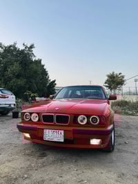 بي ام ٥٢٥ • ١٩٩٠ • صبغ جديد