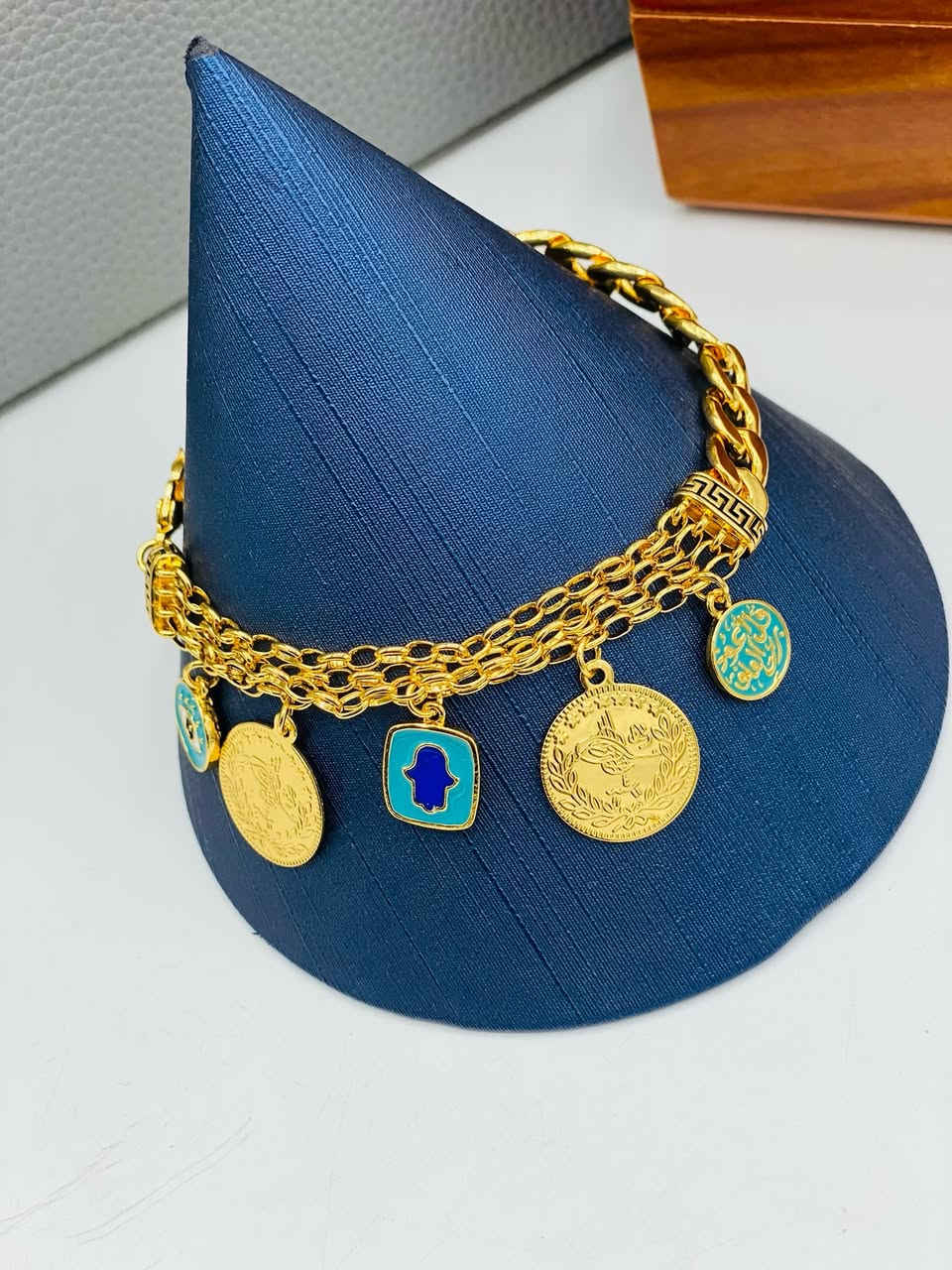 🦋 سوار فرفشة ترند
أناقة ناعمة ولمعة تخطف النظر ✨
قطعة مميزة تكمل إطلالتك بكل بساطة وجمال 💖
‏_______________girly______________
نتميز بكل ما هوة جديد بعالم الاكسسوارات 💍
للاستفسار يرجى مراسلة الصفحة 📩
أو زورونا بموقعنا الكائن في:
📍 تكريت – مجمع العقيق التجاري مقابل منتزه زيونة
🚚 يتوفر توصيل إلى كافة محافظات العراق
#اكسسوارات #سوار #ذهب_برازيلي #ترند #اكسبلورexplore


**إذا كنت صاحب هذا الإعلان وتريد حذفه لأي سبب، رجاءا أرسل رسالة إلى الدعم الفني**