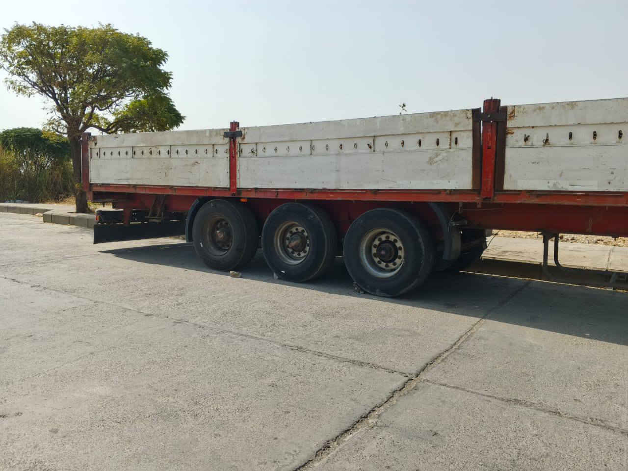 اتريله  رينو للبيع موديل  2005 فول موصفات رتايدر تبريد تخم تايرات جديد اتصال على رقم *********** عنوان بابل مسيب
