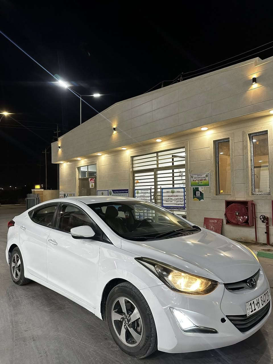 النترا 2016 خليجي
محرك 1800دوش جديدة 
سيارة مكفوله سابقا فقط هاذه حادث بجاملغ خلفي بسيط أبيعه على وضعها رقم بغداد الجديد تحويل ثاني يوم مكان السيارة السماوة المركز 

***********
