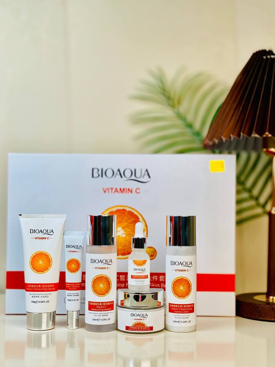 🍊بكج فيتامين C الكوري 
يرطيب البشرة وتغذيتها بقوة وعمق واعادة اشراقتها الرائعة تفتيح ملحوظ للبشرة تخليص البشرة من الزيوت الزائدة والقضاء على جفافها وحفظ الرطوبة لفترة طويلة lock water منتجات خفيفة على البشرة وغنية بمستخلص فيتامين سي الطبيعي يزيل الهالات السوداء حول العين نعومة رائعة واشراقة لا مثيل لها يعيد مرونة البشرة ويجعلها صحية اكثر


**إذا كنت صاحب هذا الإعلان وتريد حذفه لأي سبب، رجاءا أرسل رسالة إلى الدعم الفني**